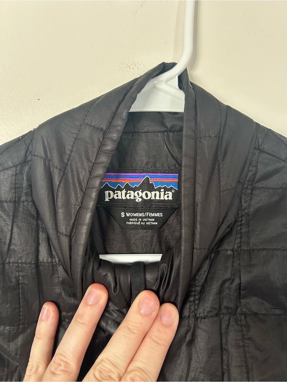 Patagonia Women's Nano Puff® Vest Black Small - Picture 3 of 6